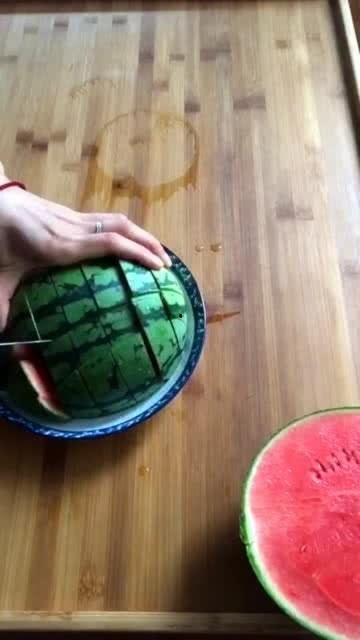 吃瓜该怎样切,探索最佳吃瓜切法，解锁夏日美味新境界