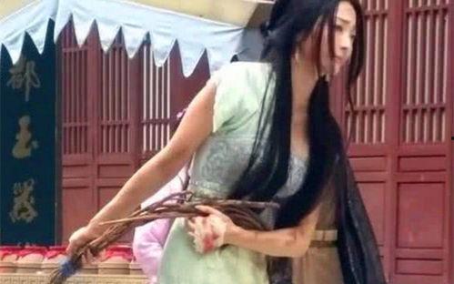 龙套姐吃瓜群众,揭秘娱乐圈幕后风云