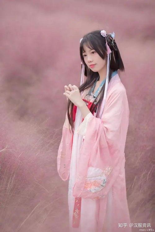 汉服微博吃瓜,微博吃瓜背后的文化传承与时尚潮流