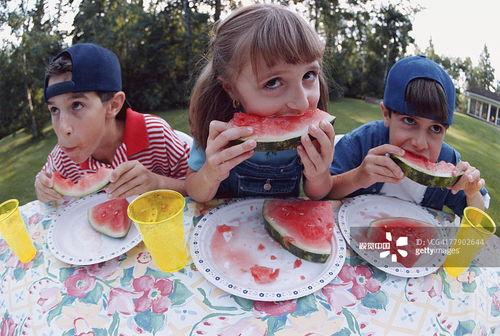 吃瓜群众摄影图片,吃瓜群众摄影作品背后的故事